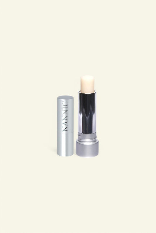 Hydrateert & verhoogt op een natuurlijke manier het volume van je lippen ☽ Intense Lip Repair